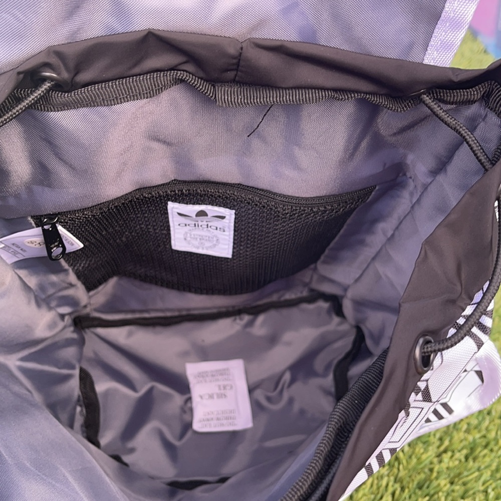 ❤️NWT!!!❤️Adidas White Monogram Mini Backpack. - Picture 6 of 10